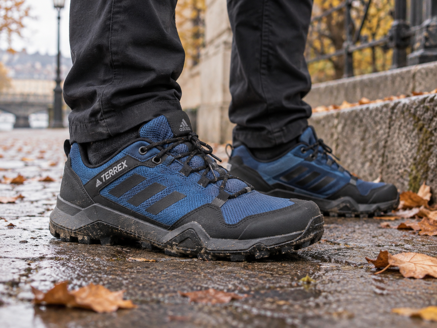 Adidas Terrex — крупный план на ноге